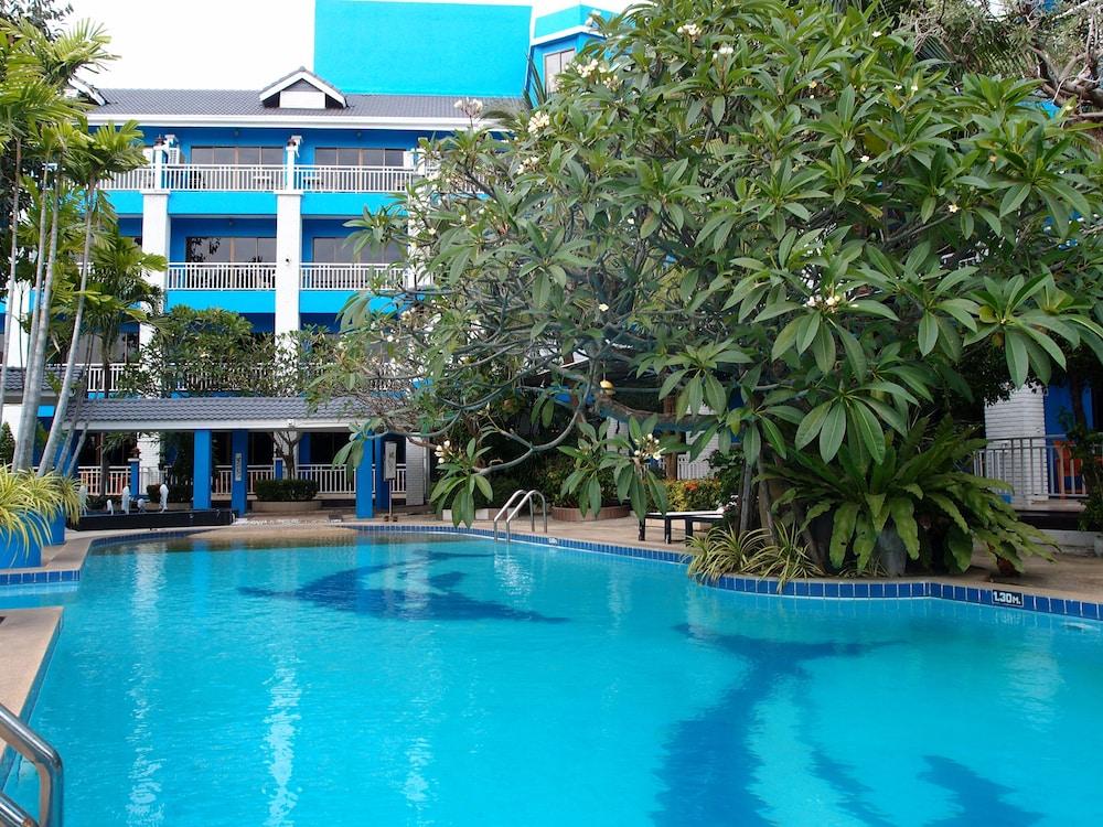 Blue Garden Resort Pattaya Jomtien Beach Exterior photo